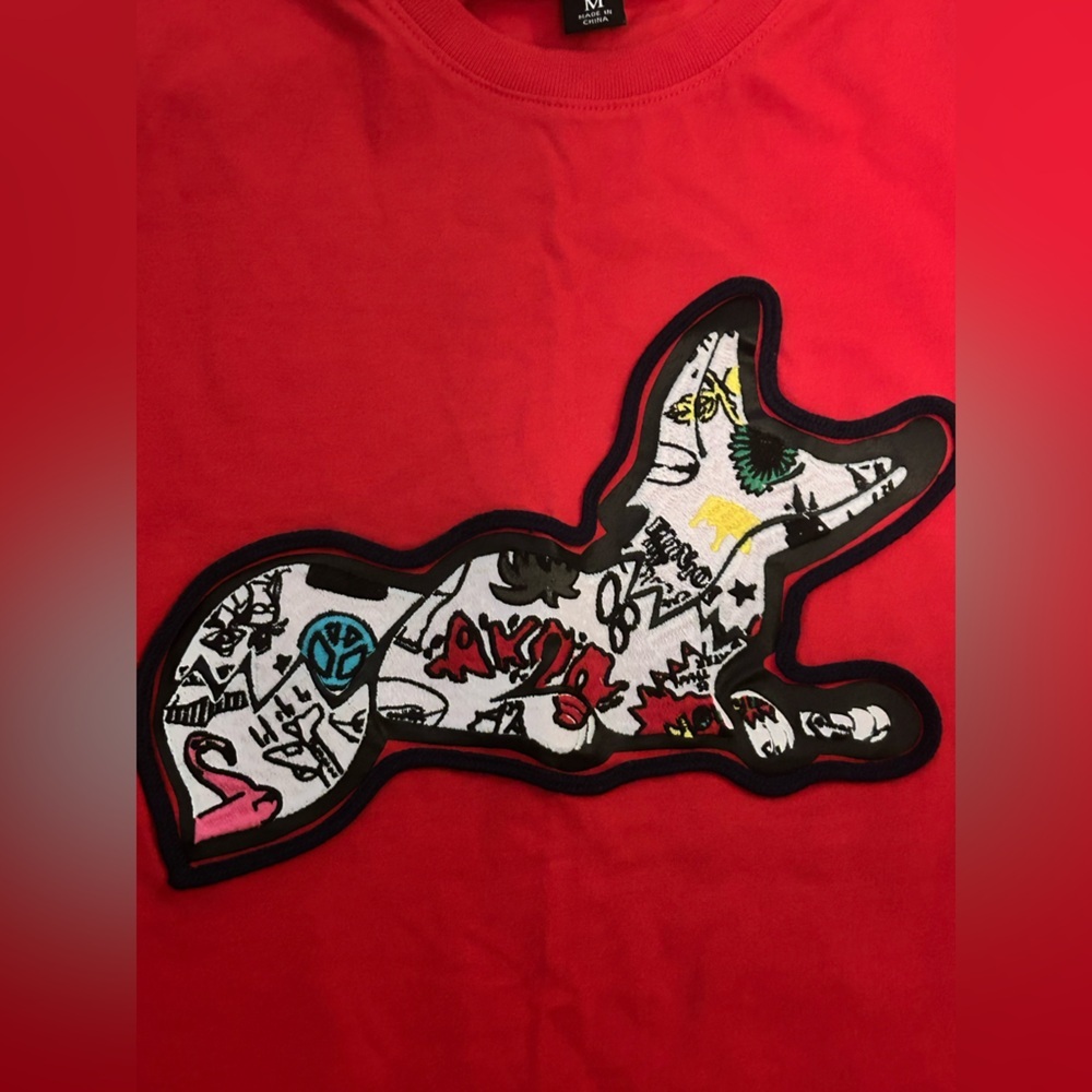 Akoo Red Graphic Patch T-Shirt Streetwear Logo Tee Size M - Picture 2 of 5
